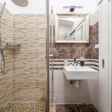 Apartament Near Palac Potocki