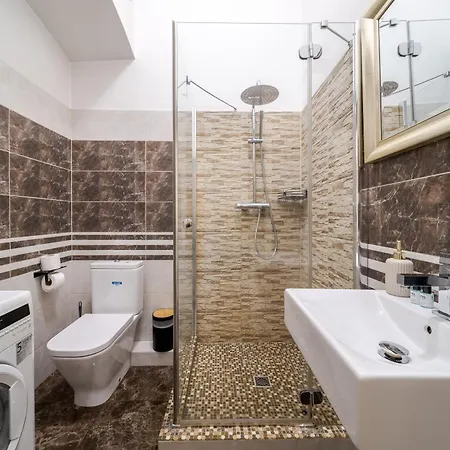 Near Palac Potocki Lejlighed